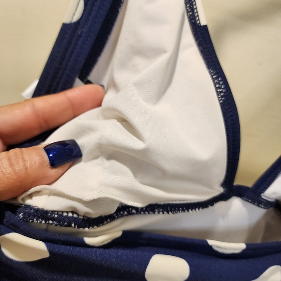 DKNY women's Navy Blue One Polka Dot  Piece Swimmer size 7 - Picture 7 of 10